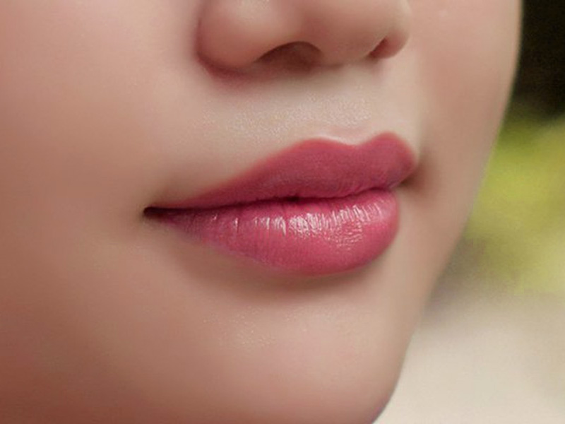 Phun-moi-pha-le-Collagen-Tai-Vung-Tau—Vien-Tham-My-Hana Phun môi pha lê Collagen tại Vũng Tàu - Viện Thẩm Mỹ Hana